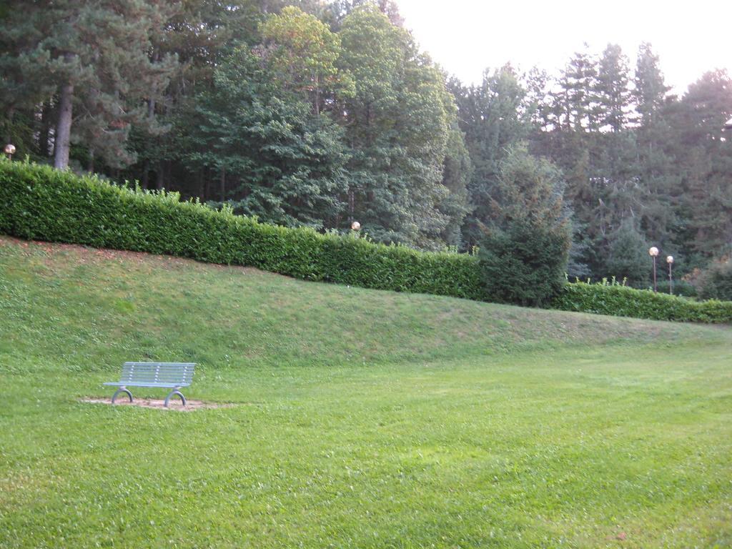 Le Tre Rose Montagna Apartment Camigliatello Silano Bilik gambar