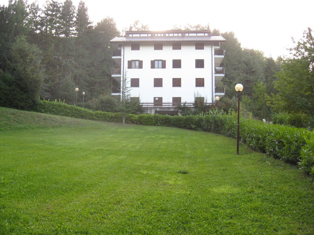Le Tre Rose Montagna Apartment Camigliatello Silano Bilik gambar