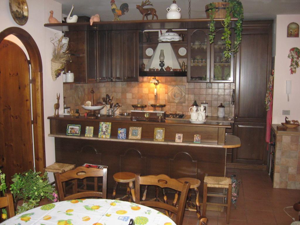Le Tre Rose Montagna Apartment Camigliatello Silano Bilik gambar