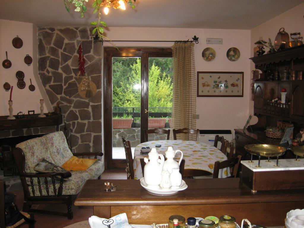 Le Tre Rose Montagna Apartment Camigliatello Silano Bilik gambar