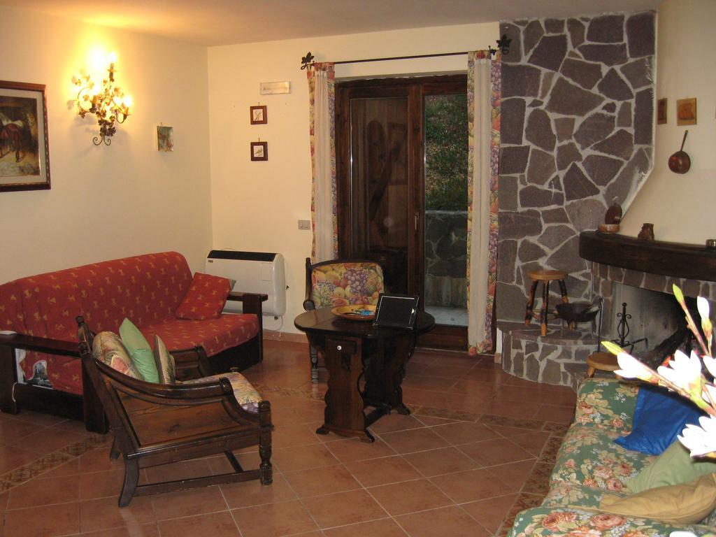 Le Tre Rose Montagna Apartment Camigliatello Silano Luaran gambar